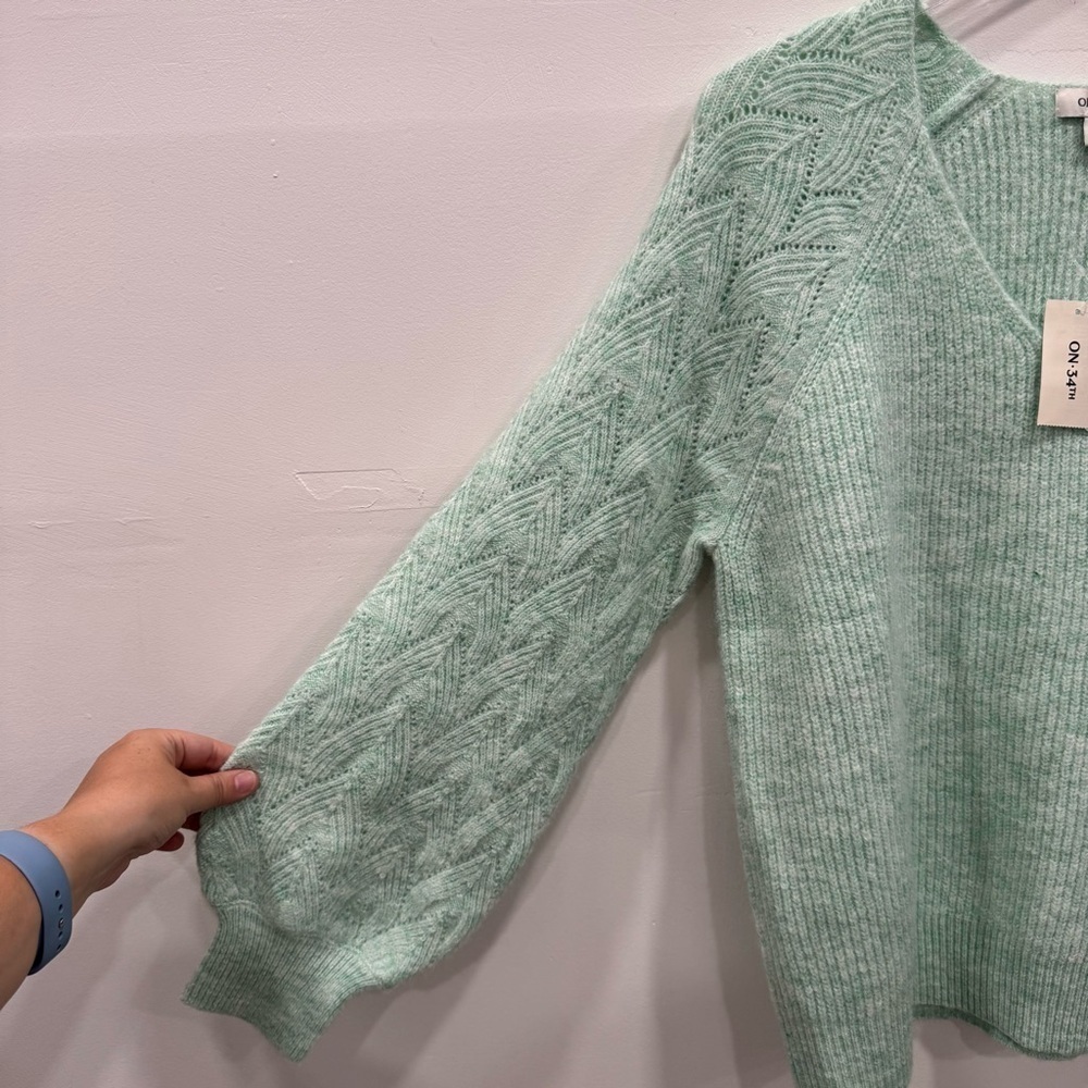 On 34th Cozy Pullover Sweater V-Neck Mint Frost Heather Large Open Knit - Picture 3 of 5